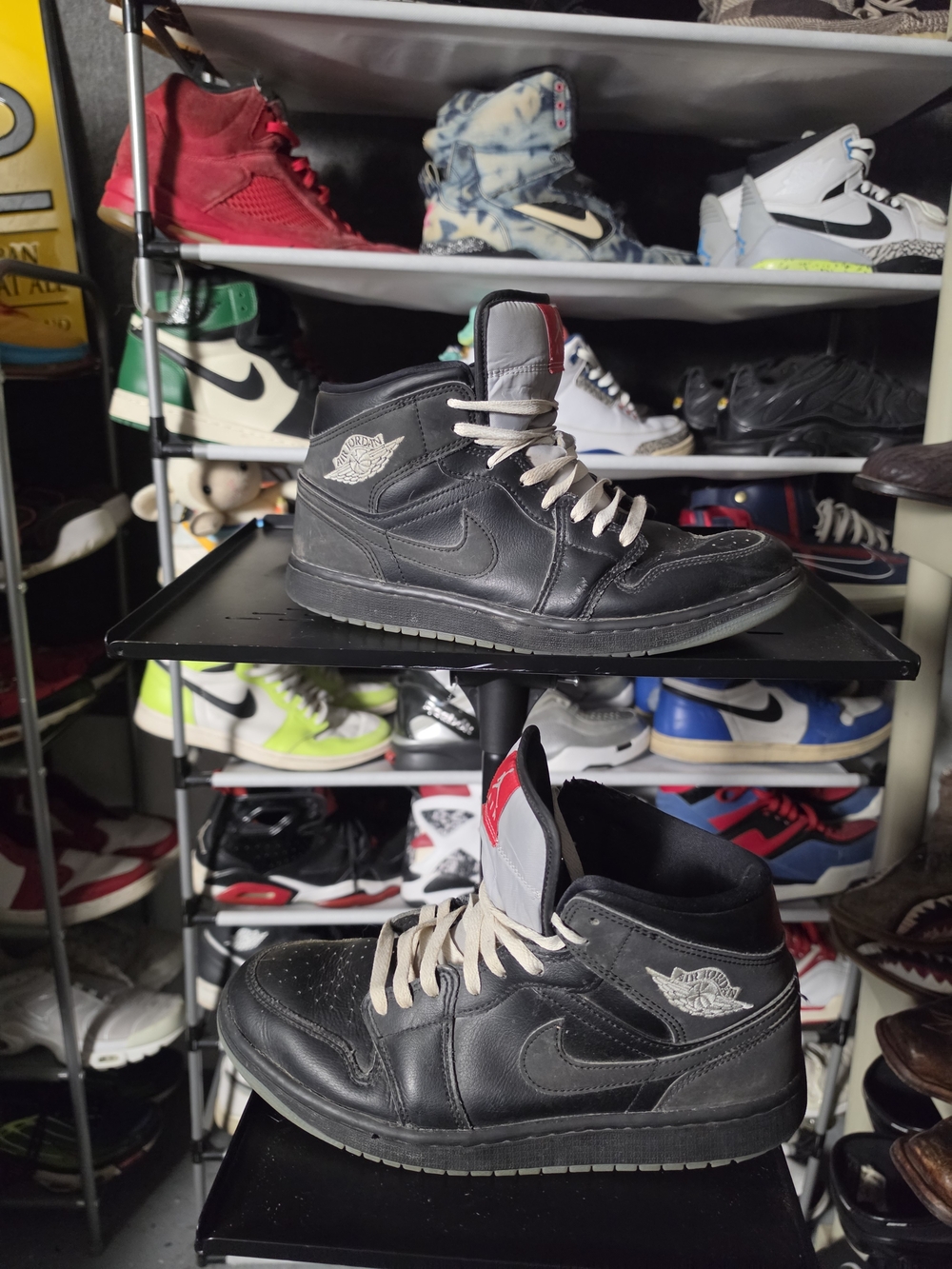 🔥 Nike Jordan 1 Size 9.5 Black Leather High-Top Basketball Sneakers White Laces